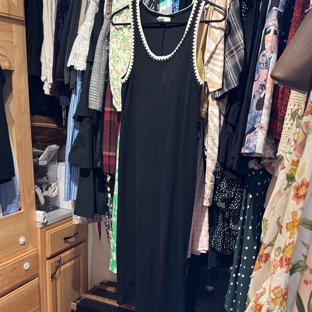 Crochet black midi dress embroidery neckline